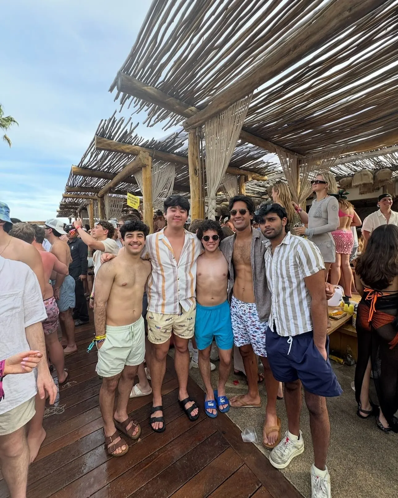 Spring break the ΘΧ way; brothers went near and far, from Mexico to France to NOLA.…